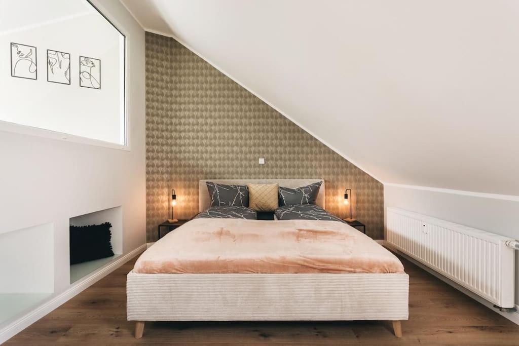 Tip! Toplage In Dresden! Moderne 100 Qm Ferienwohnung Fuer Familien Und Kleine Gruppen Eksteriør billede